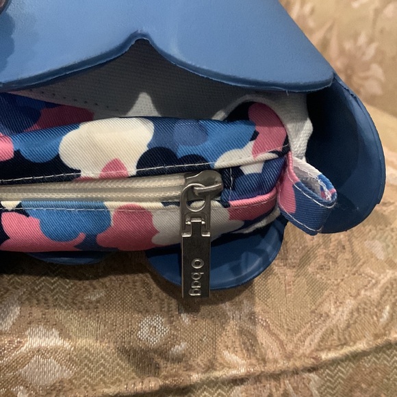 OBAG TOTE BEAUTIFUL BLUE COLOR - Picture 9 of 10